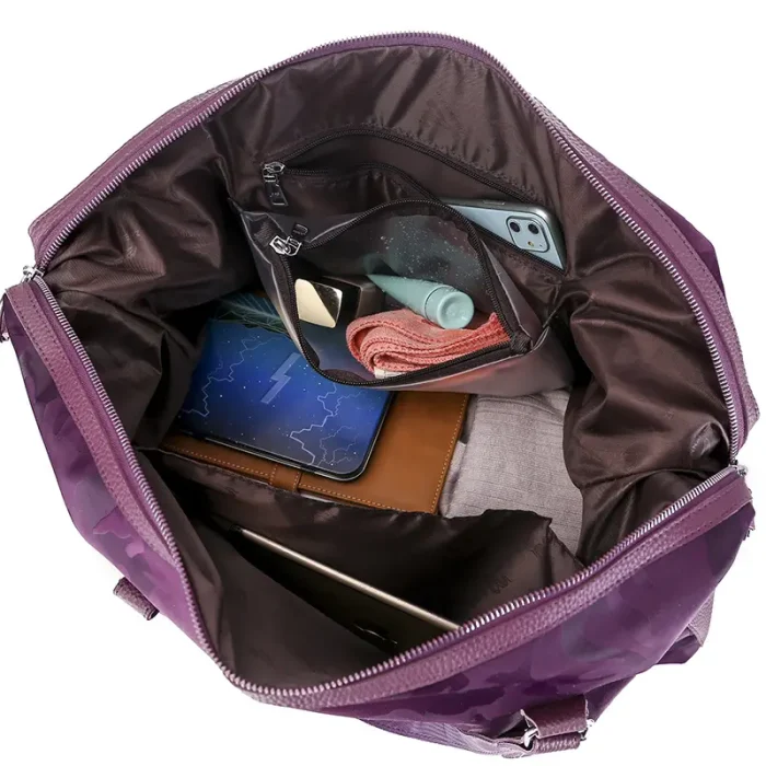 M25 Custom High Quality Colorful Waterproof Shoulder Gym Bag - Image 10