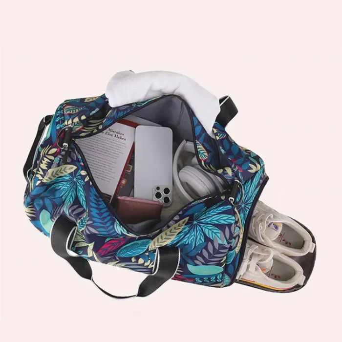 M31 Weekend Getaway Bag With Shoe and Wet Clothes Compartments - Image 11
