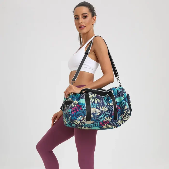 M31 Weekend Getaway Bag With Shoe and Wet Clothes Compartments - Image 7